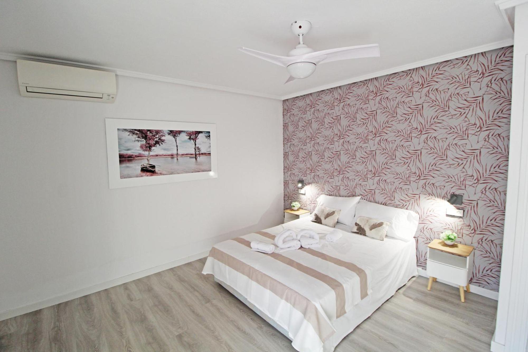 Castle Views. Terrace. Design Style. Ac. Wifi. Refurbished. Supercentric. Apartment Аликанте Екстериор снимка