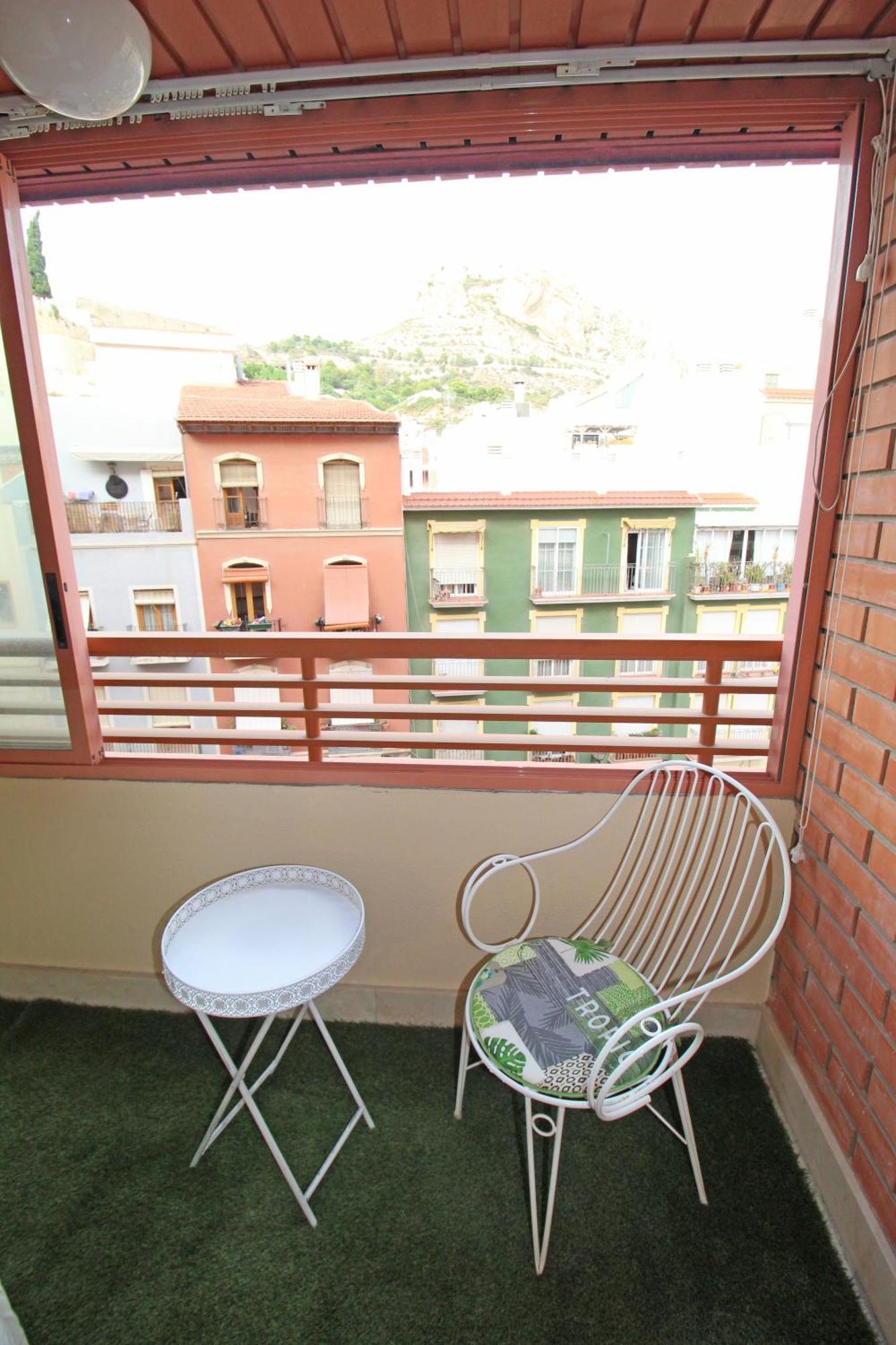 Castle Views. Terrace. Design Style. Ac. Wifi. Refurbished. Supercentric. Apartment Аликанте Екстериор снимка