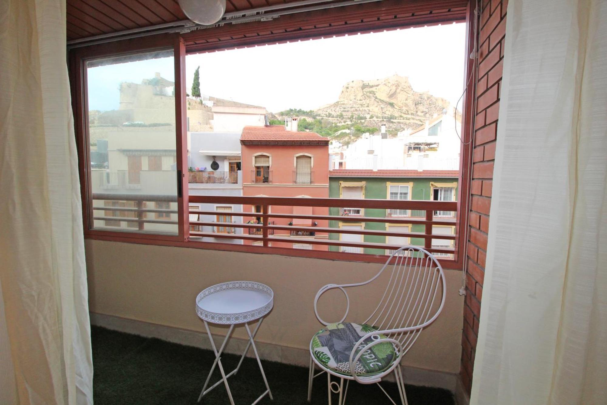 Castle Views. Terrace. Design Style. Ac. Wifi. Refurbished. Supercentric. Apartment Аликанте Екстериор снимка